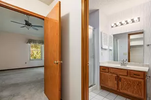 488 Three Oaks Ct, Columbus, OH 43230 - Photo 35