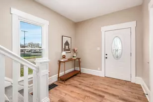 253 N Market St, Mount Sterling, OH 43143 - Photo 5