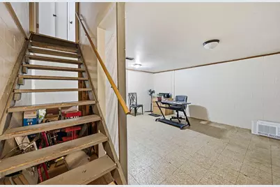 4637 Hilton Avenue, Columbus, OH 43228 - Photo 31