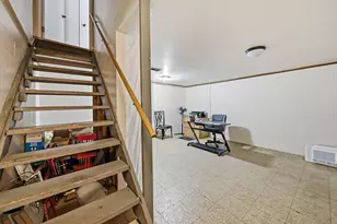 4637 Hilton Ave, Columbus, OH 43228 - Photo 31