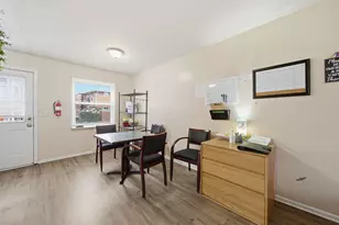 4637 Hilton Ave, Columbus, OH 43228 - Photo 21