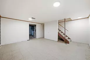 4637 Hilton Ave, Columbus, OH 43228 - Photo 49