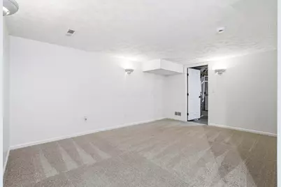 5612 Valencia Park Boulevard #13E, Hilliard, OH 43026 - Photo 25