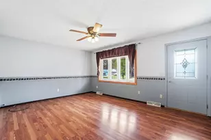 1195 Chanteloup Dr, Marion, OH 43302 - Photo 7