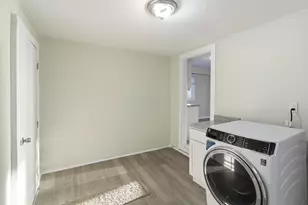 267 W High St, London, OH 43140 - Photo 7