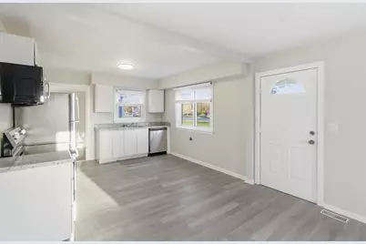 267 W High Street, London, OH 43140 - Photo 3