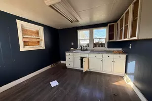 109 Pike St, Williamsport, OH 43164 - Photo 5