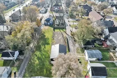 1062 E Deshler Avenue, Columbus, OH 43206 - Photo 3