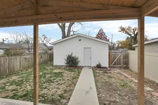 431 Johnson St, Columbus, OH 43203 - Photo 29