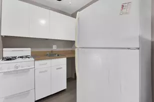 160 N Sylvan Ave, Columbus, OH 43204 - Photo 9