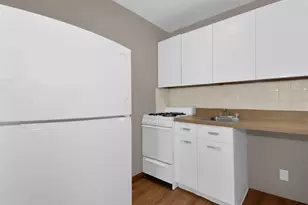 160 N Sylvan Ave, Columbus, OH 43204 - Photo 17