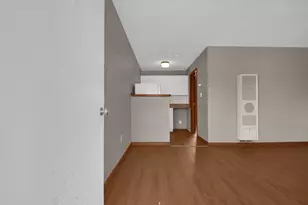 160 N Sylvan Ave, Columbus, OH 43204 - Photo 13