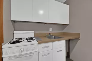 160 N Sylvan Ave, Columbus, OH 43204 - Photo 9