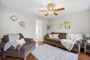 3259 Prairie Gardens Dr, Hilliard, OH 43026 - Photo 9