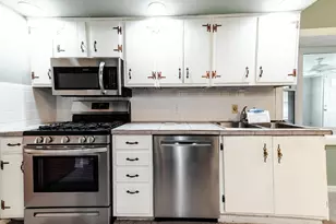 1101 Beechwood Dr NE, Lancaster, OH 43130 - Photo 9