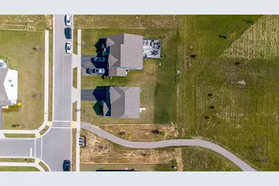 3441 Crimson Stone Drive, Powell, OH 43065 - Photo 3