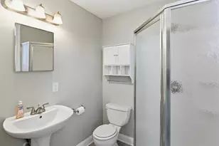 1070 Fair Ave, Columbus, OH 43205 - Photo 13