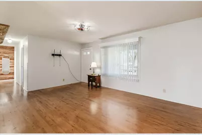 660 Gilmore Drive, Reynoldsburg, OH 43068 - Photo 7