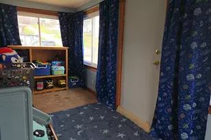 185 Adams St, Corning, OH 43730 - Photo 7