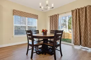 3832 Emmons Ave, Columbus, OH 43219 - Photo 11