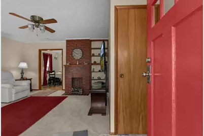 377 E Union Street, Circleville, OH 43113 - Photo 7