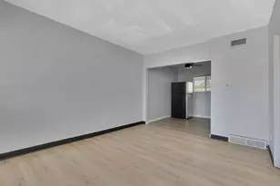 464 E Norwich Ave, Columbus, OH 43201 - Photo 3