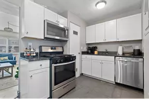 464 E Norwich Ave, Columbus, OH 43201 - Photo 5