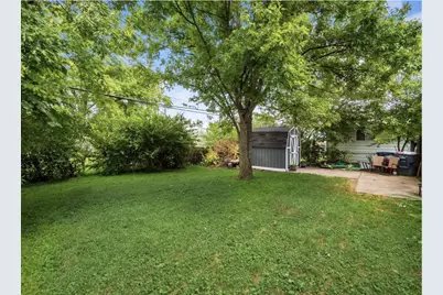 4220 Atlanta Drive, Columbus, OH 43228 - Photo 7