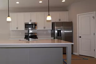 7042 Celebration Dr, Powell, OH 43065 - Photo 5