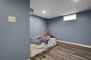 1303 Oakland Park Ave, Columbus, OH 43224 - Photo 23