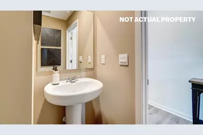 1482 Cardinez Way, Columbus, OH 43228 - Photo 15