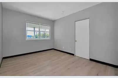 464 E Norwich Avenue #474 1/2 B, Columbus, OH 43201 - Photo 5