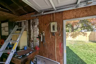 695 Demorest Rd, Columbus, OH 43204 - Photo 23