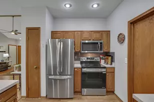 7645 Redman Ln, Reynoldsburg, OH 43068 - Photo 17