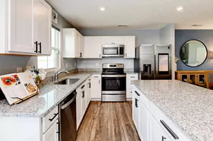 4297 Salt Spring Ln, Columbus, OH 43207 - Photo 9