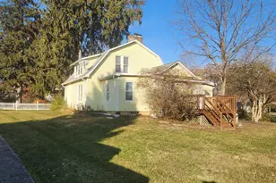 1335 Francisco Rd, Columbus, OH 43220 - Photo 3