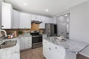 687 Sanville Dr, Lewis Center, OH 43035 - Photo 9