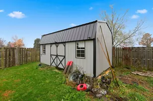 16715 Pontiac Pl, Ashville, OH 43103 - Photo 29