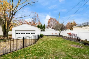 217 Arden Rd, Columbus, OH 43214 - Photo 37