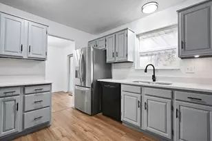 5323 S Sundale Pl, Columbus, OH 43232 - Photo 11