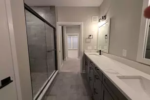 751 N 6th St, Columbus, OH 43215 - Photo 11