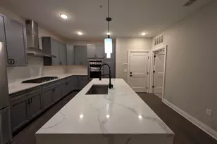 751 N 6th St, Columbus, OH 43215 - Photo 7