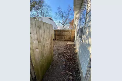 5318 Eisenhower Road, Columbus, OH 43229 - Photo 9