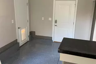 5318 Eisenhower Rd, Columbus, OH 43229 - Photo 19