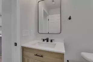 3105 E 6th Ave, Columbus, OH 43219 - Photo 25