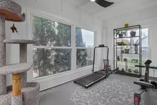 638 Wiltshire Rd, Columbus, OH 43204 - Photo 9