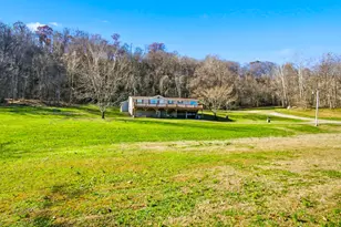 10115 Old River Rd, Blue Rock, OH 43720 - Photo 17