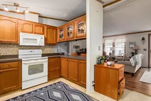 4344 Brett Ln, Columbus, OH 43207 - Photo 15