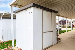 4344 Brett Ln, Columbus, OH 43207 - Photo 31