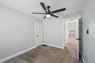 995 E 17th Ave, Columbus, OH 43211 - Photo 17